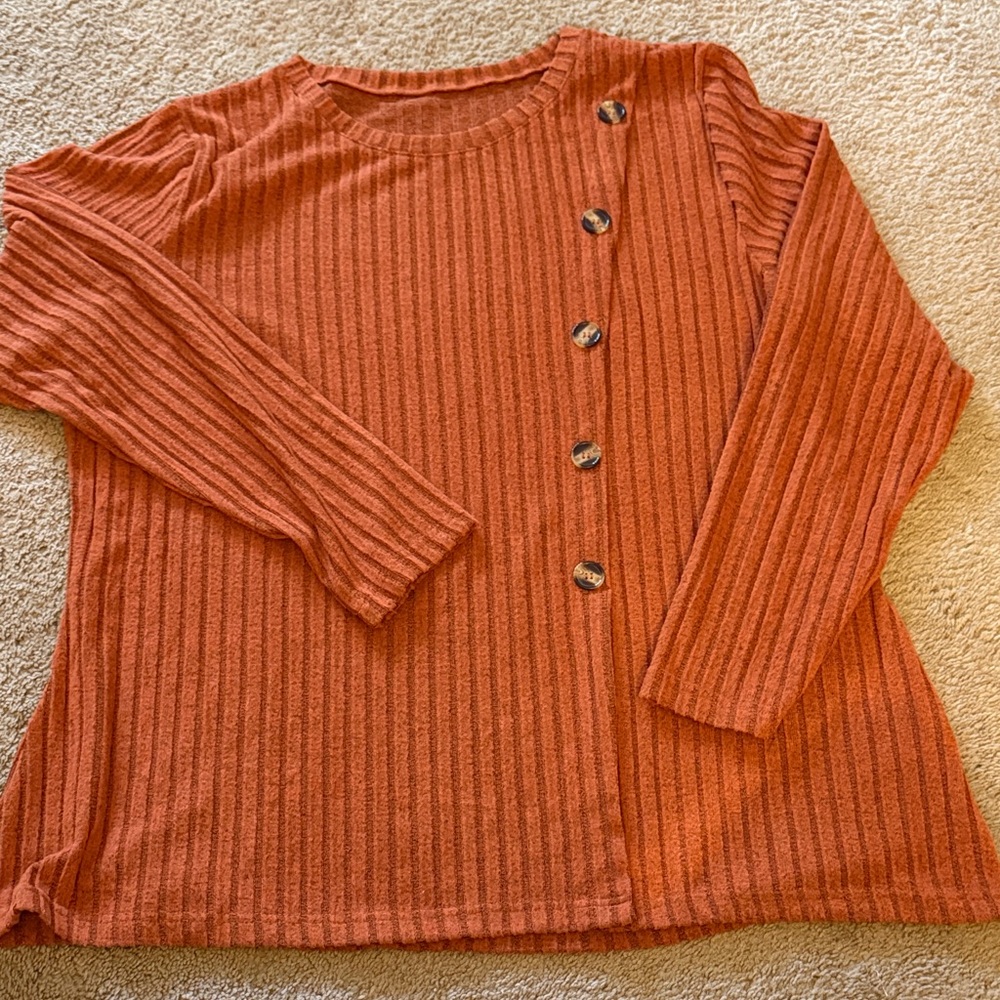 Women's Ribbed Button-Detail Top - Rust